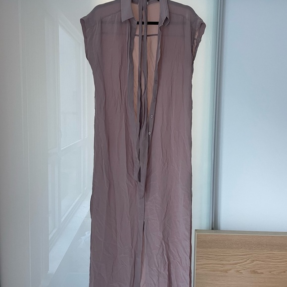 Club Monaco Danielle will dress in pink - Picture 3 of 3